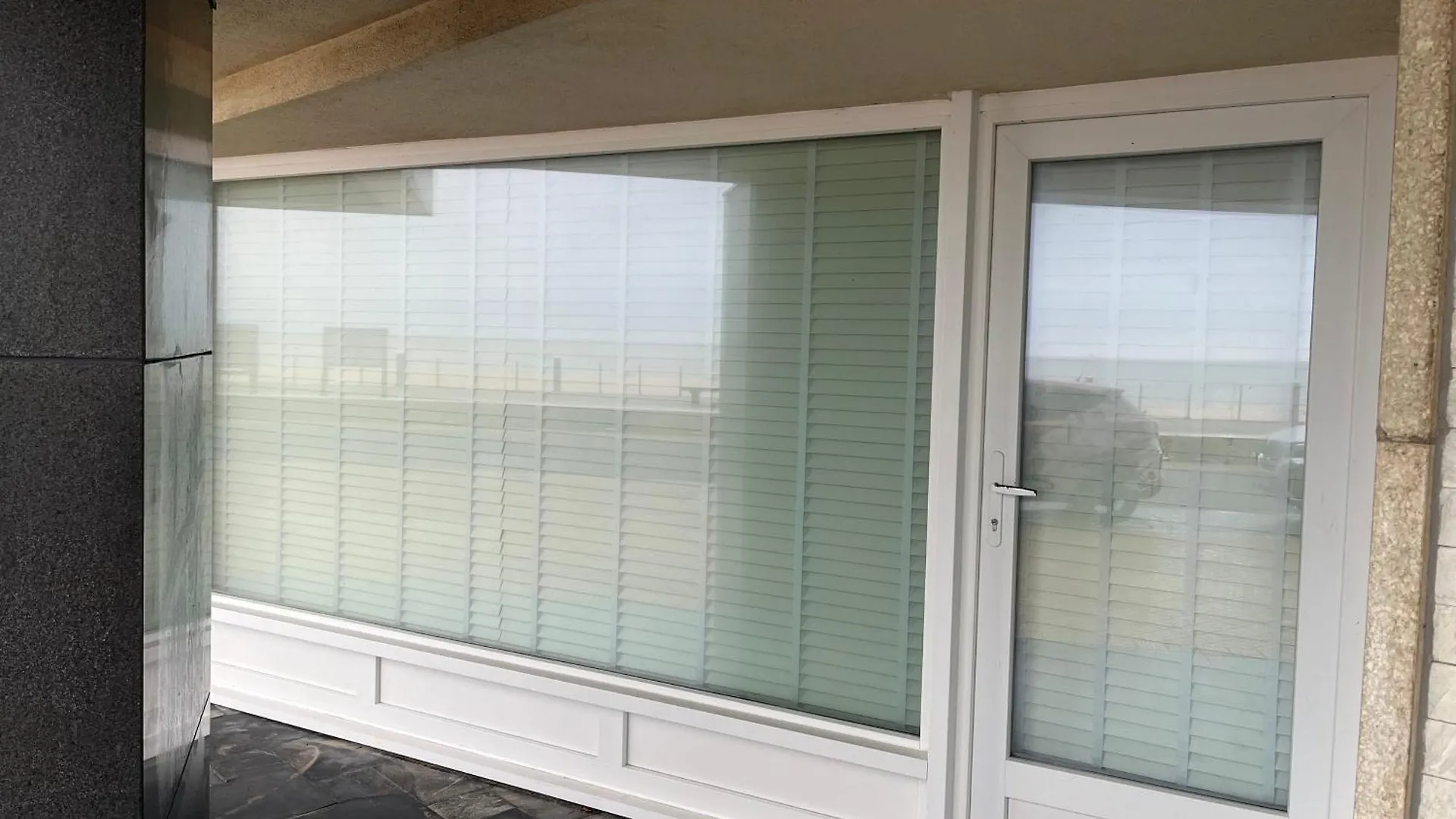 Luxury Apartment On The Seafront Of Ostend T07