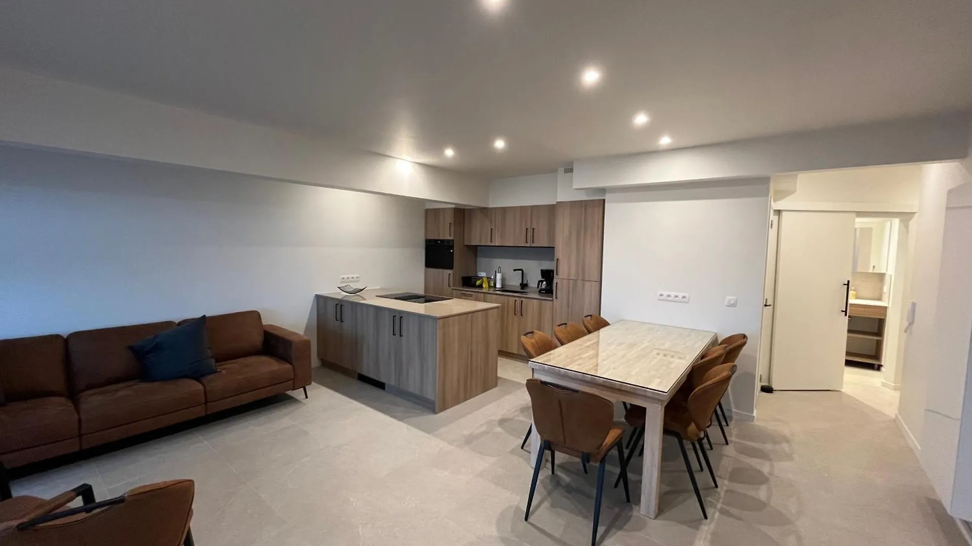 Luxury Apartment On The Seafront Of Ostend T07